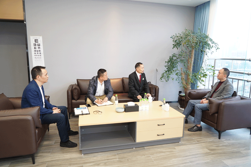 会见专家——会长日活动纪实