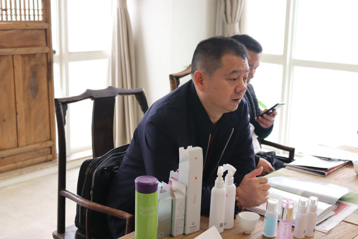 会员之家举办2019年首场“科普产品沙龙”—— 介绍中国科学院研发并监制--异味清除剂
